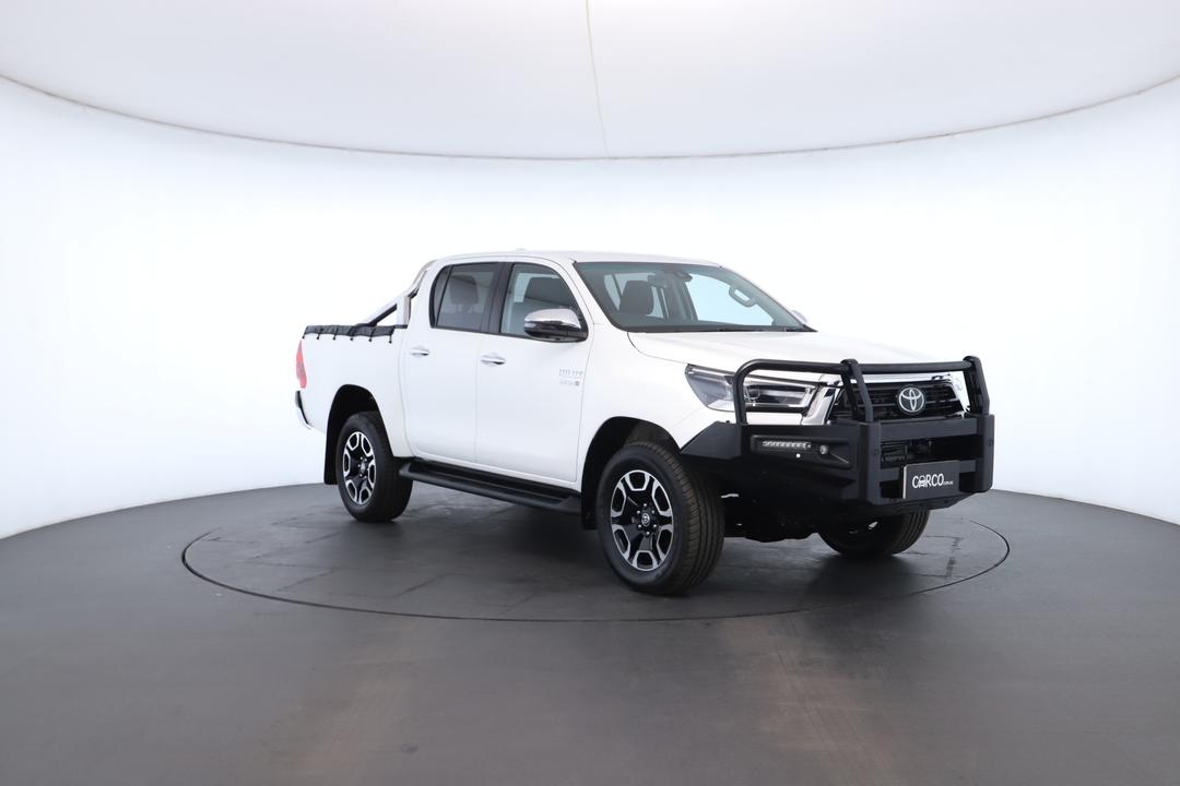 Exterior view frame 1