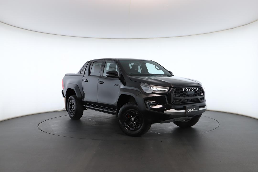 Exterior view frame 0