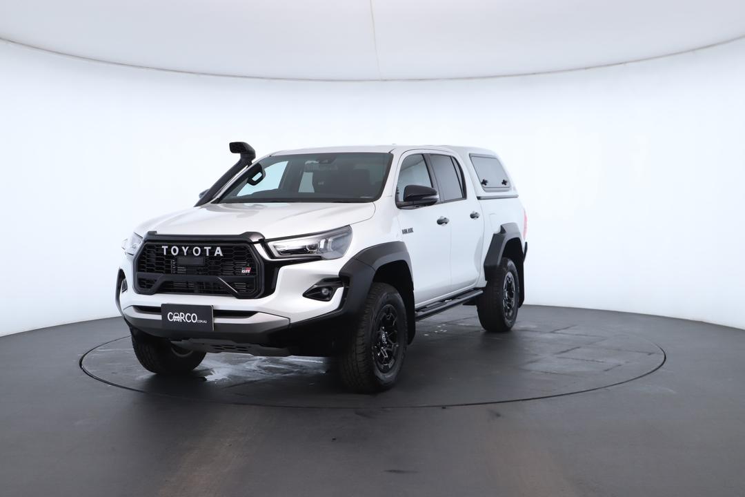 Exterior view frame 4