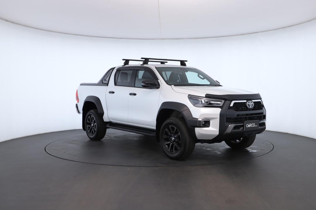 Exterior view frame 1