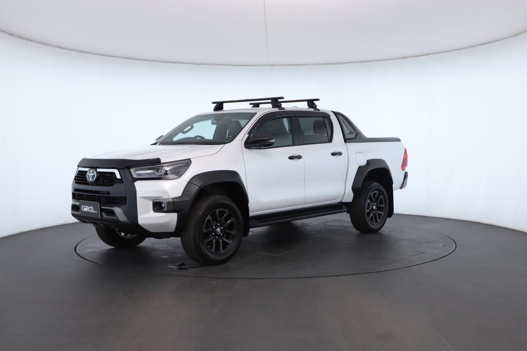 Exterior view frame 5