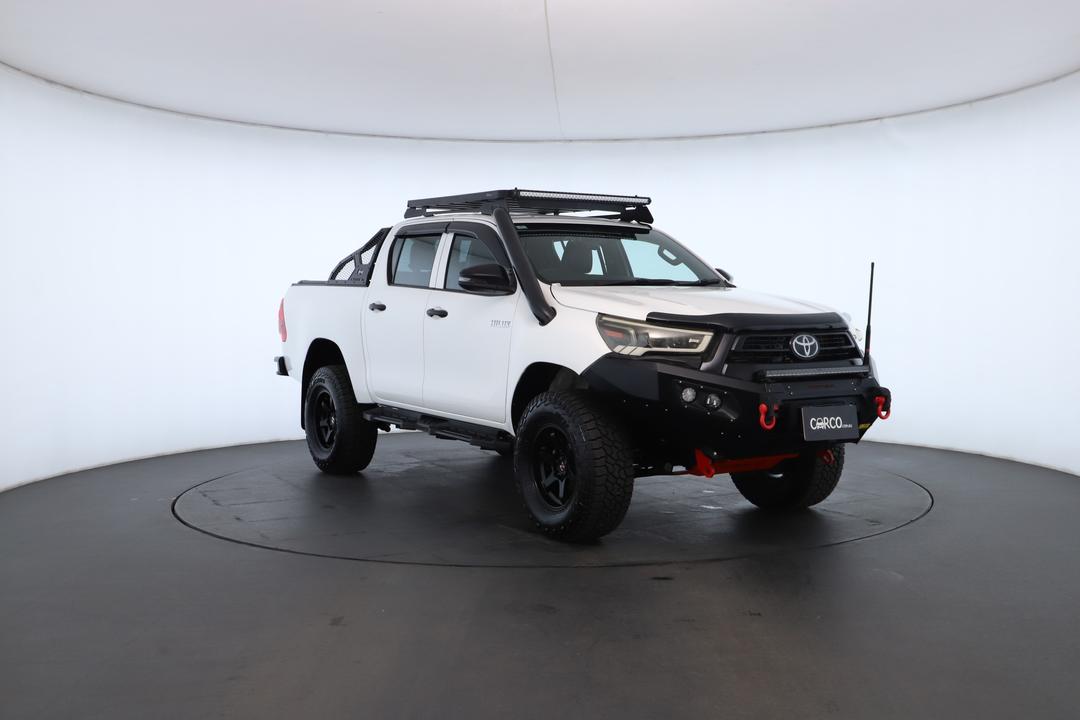 Exterior view frame 1