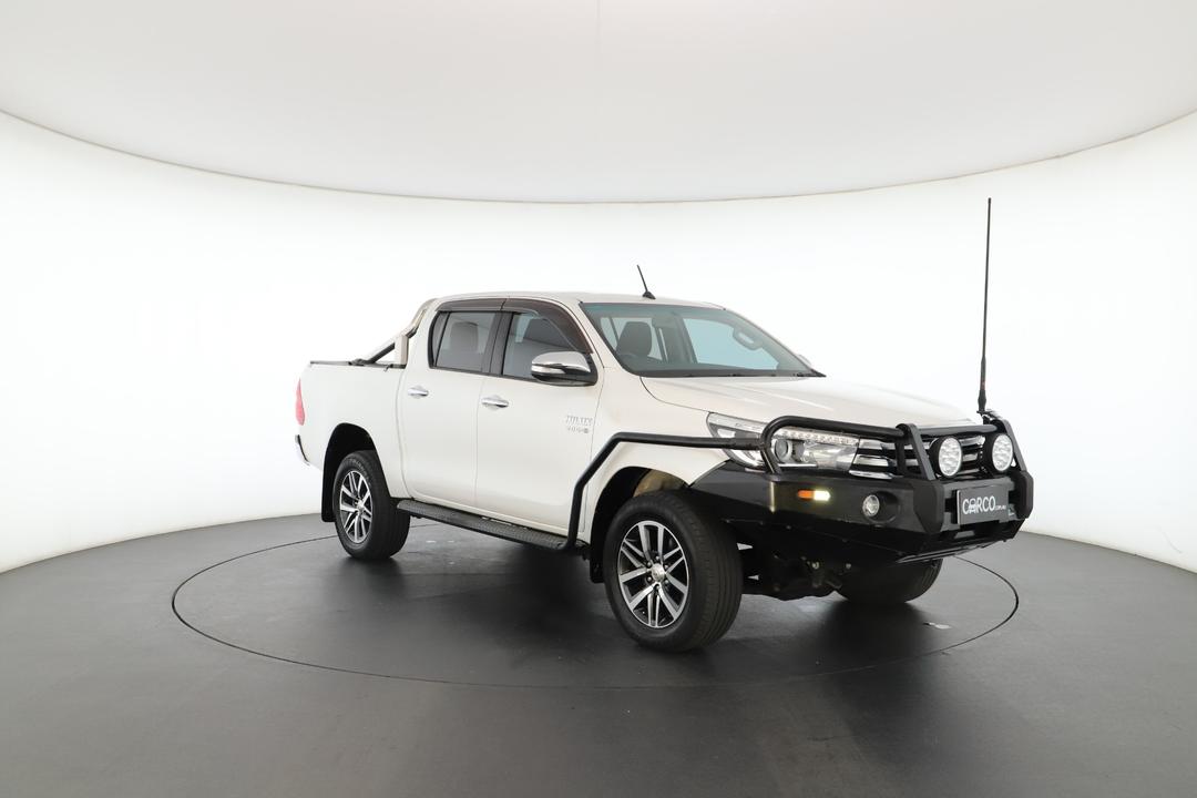 Exterior view frame 1