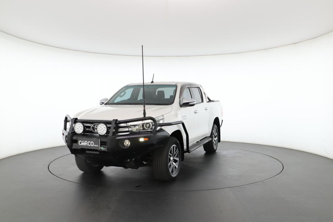 Exterior view frame 4