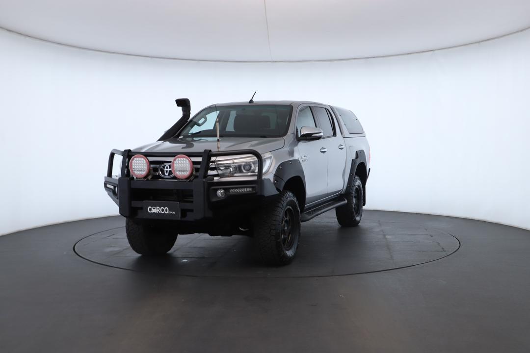 Exterior view frame 4