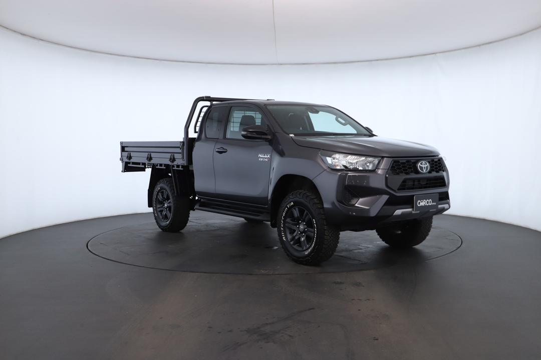 Exterior view frame 1