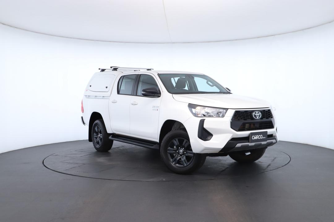 Exterior view frame 0