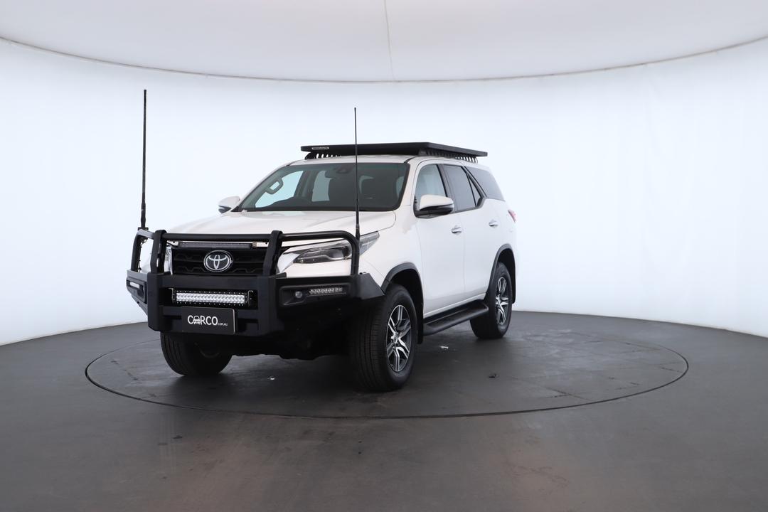 Exterior view frame 4