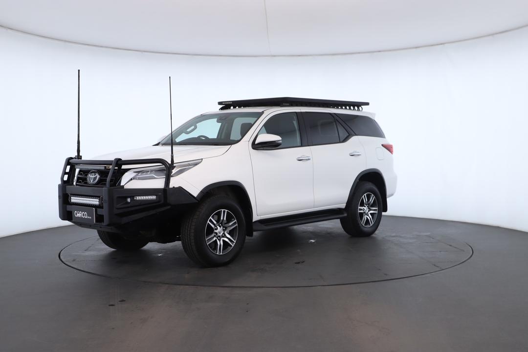 Exterior view frame 5