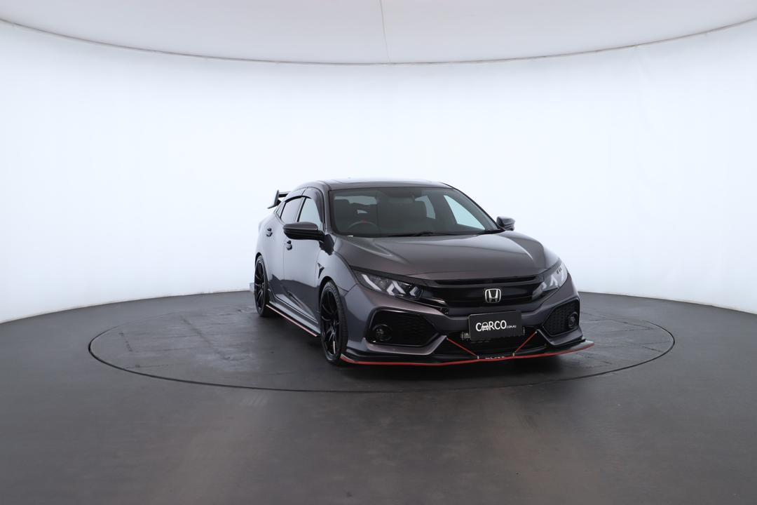 Exterior view frame 2