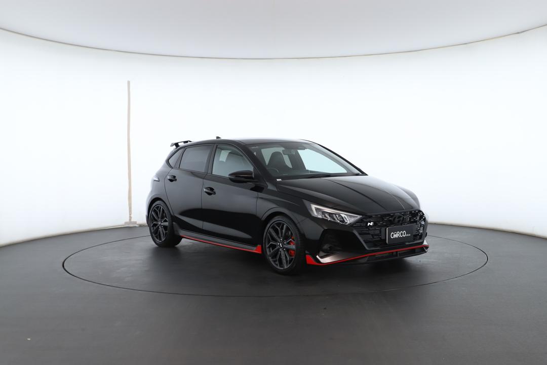 Exterior view frame 1