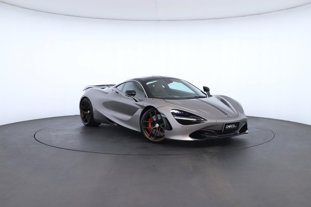 Exterior view frame 0