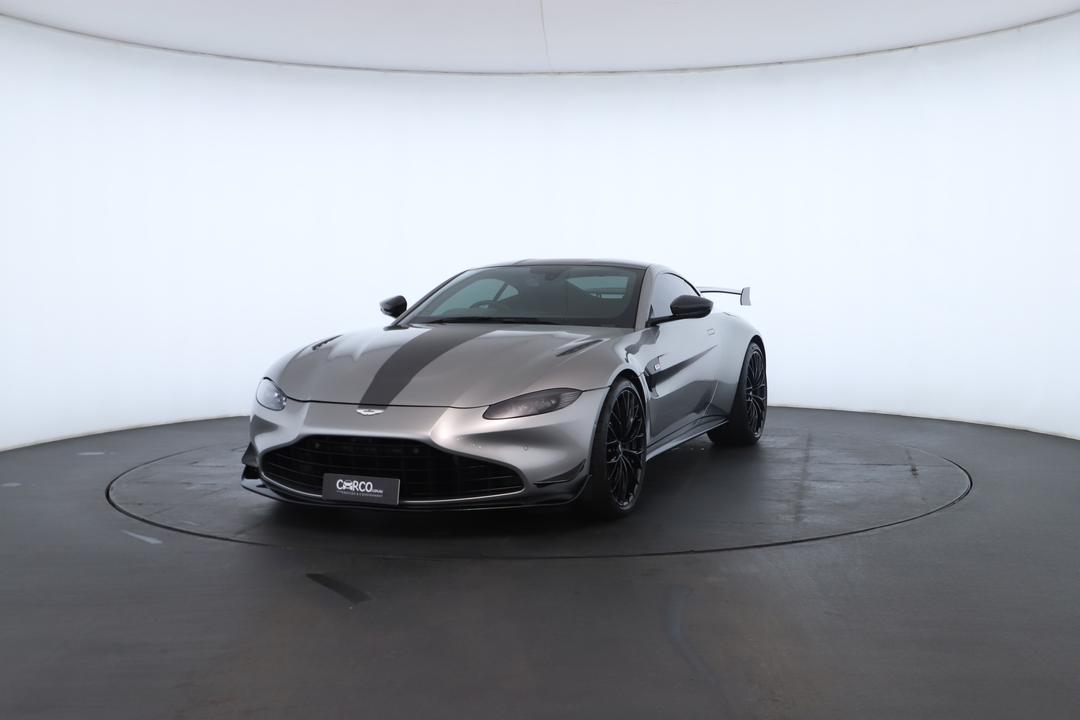 Exterior view frame 4