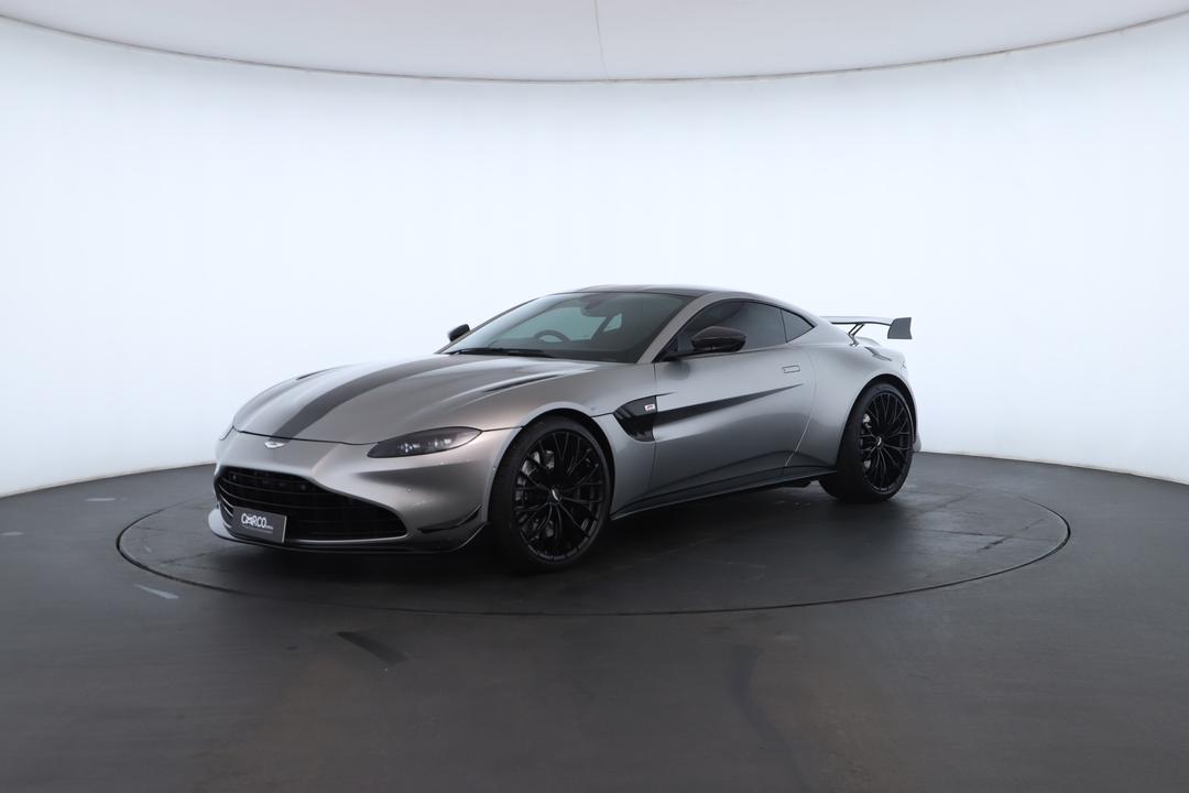 Exterior view frame 5