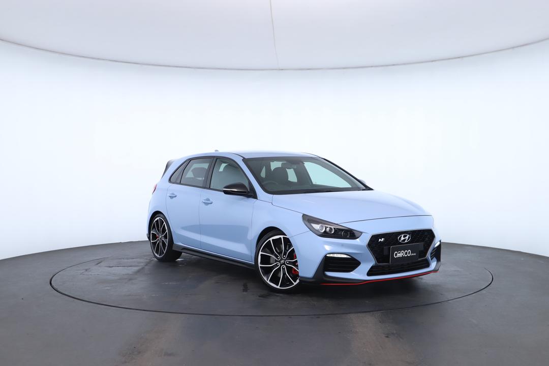 Exterior view frame 0