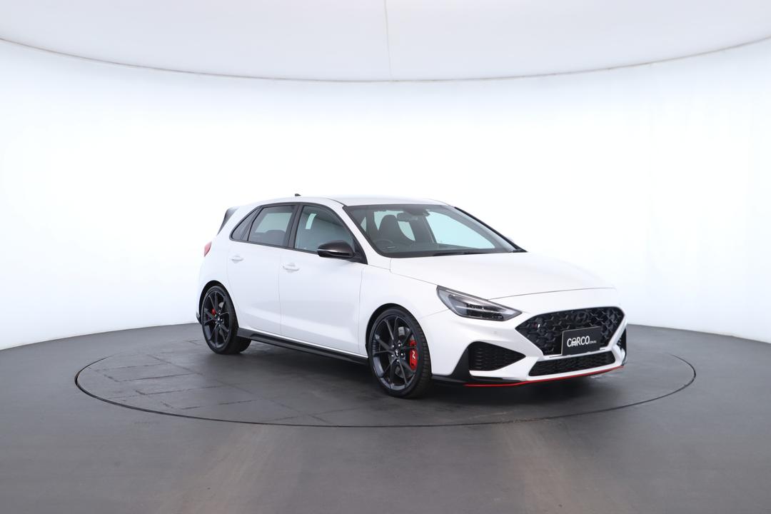 Exterior view frame 1