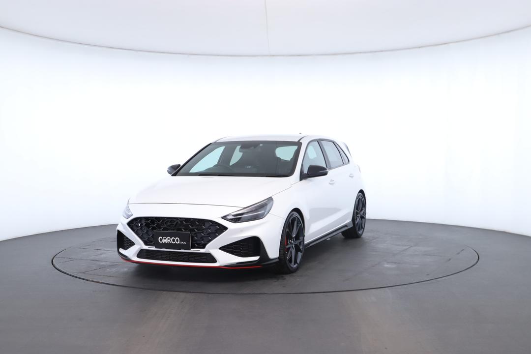 Exterior view frame 4