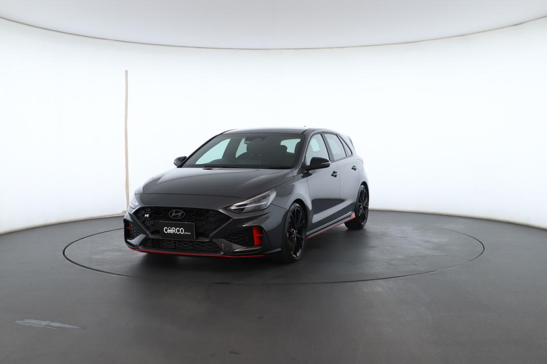 Exterior view frame 4