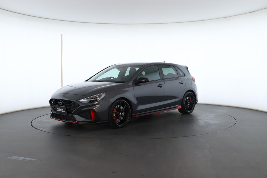 Exterior view frame 5