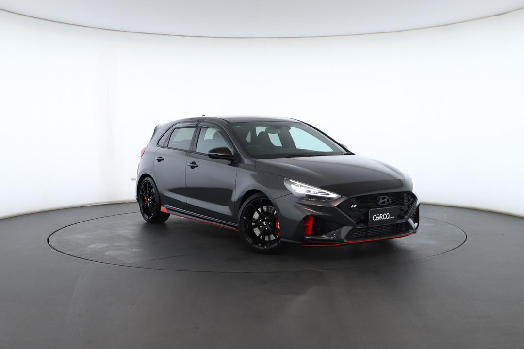 Exterior view frame 0