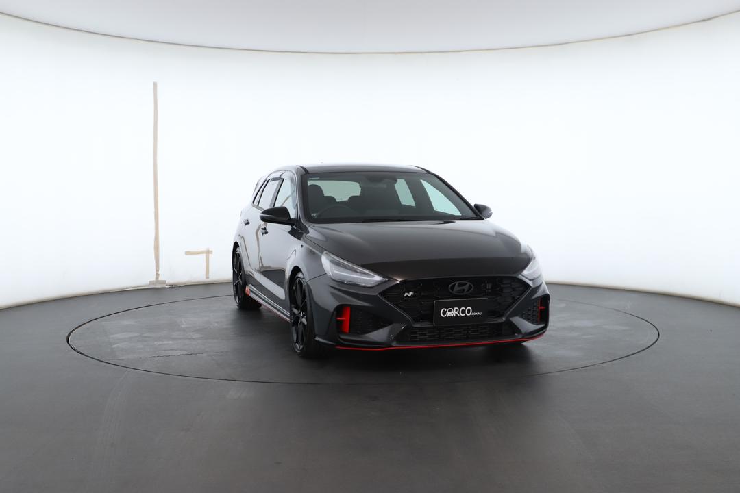 Exterior view frame 2