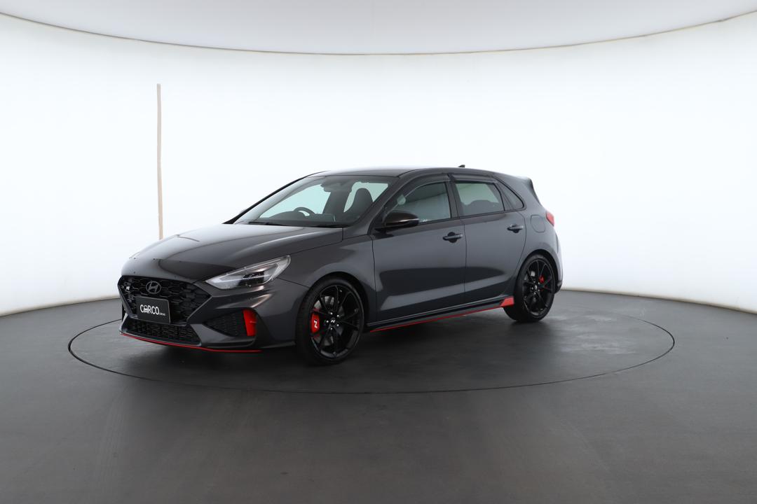 Exterior view frame 5