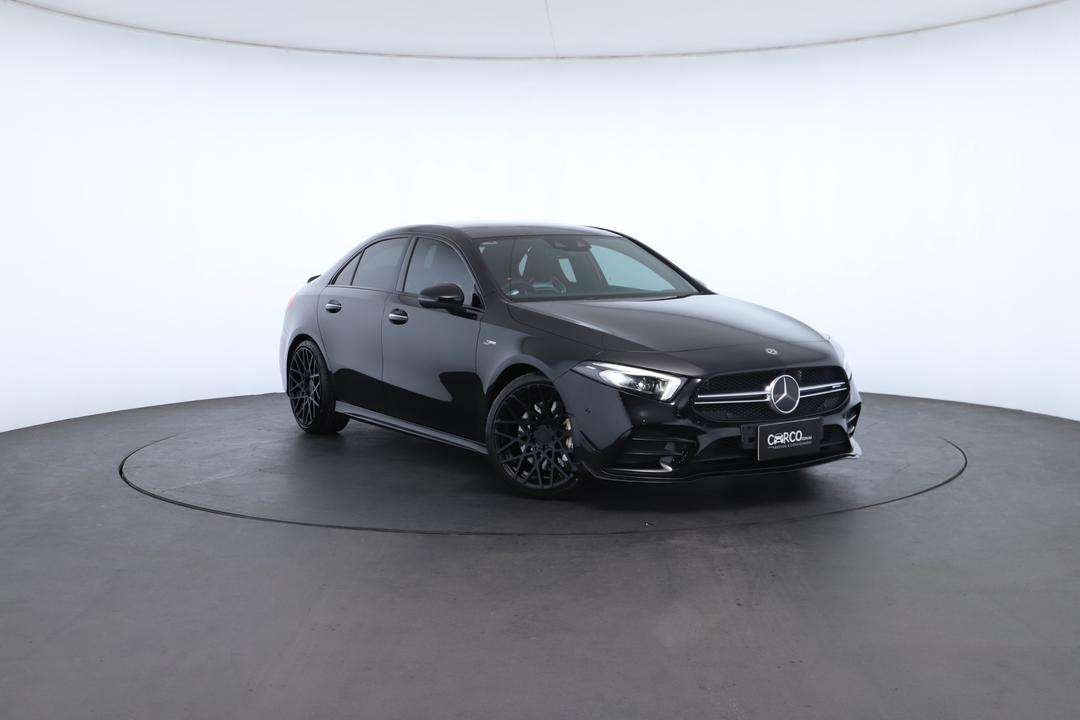 Exterior view frame 0