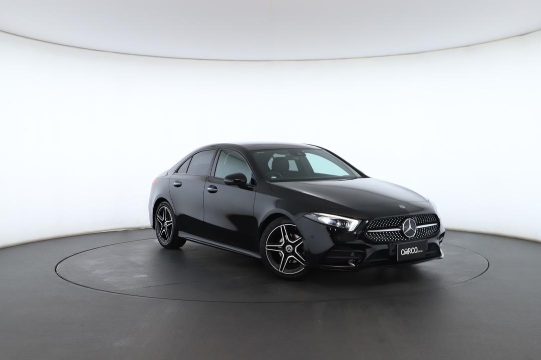 Exterior view frame 0