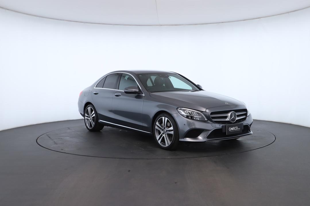 Exterior view frame 1