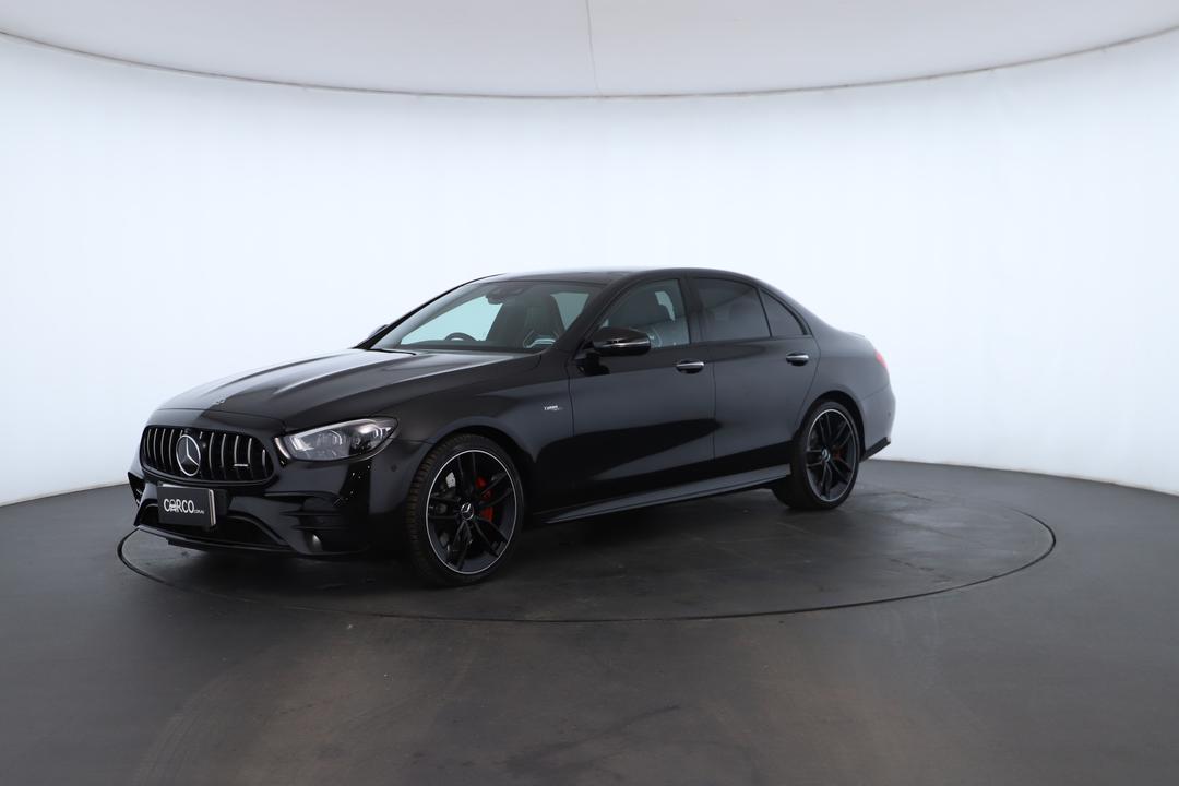 Exterior view frame 5