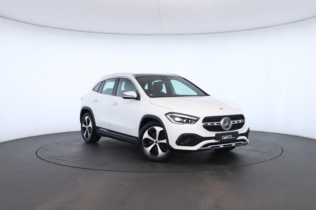 Exterior view frame 0