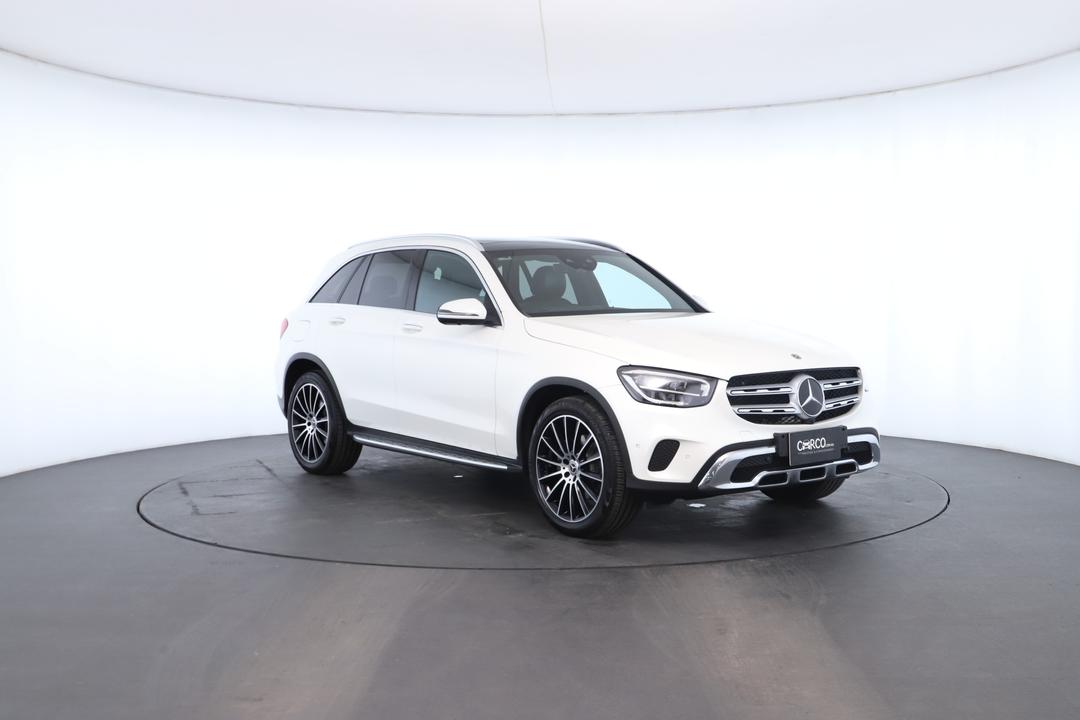 Exterior view frame 1