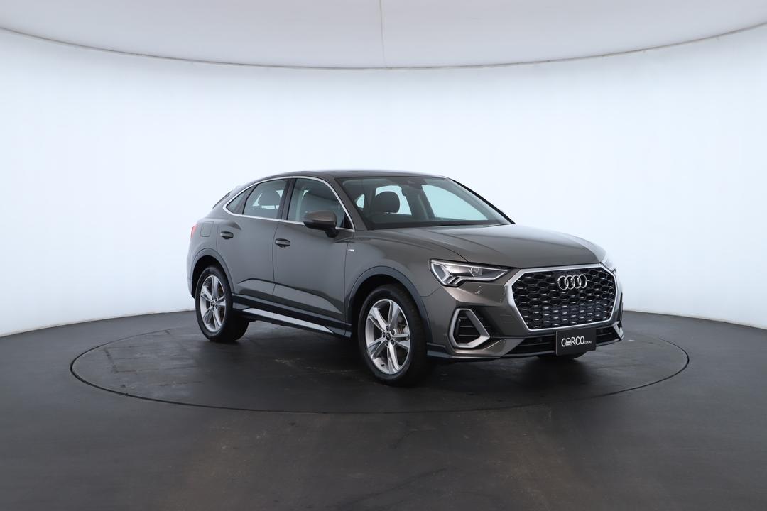 Exterior view frame 1