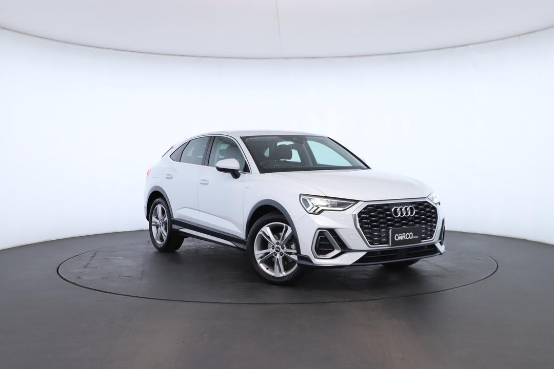 Exterior view frame 0