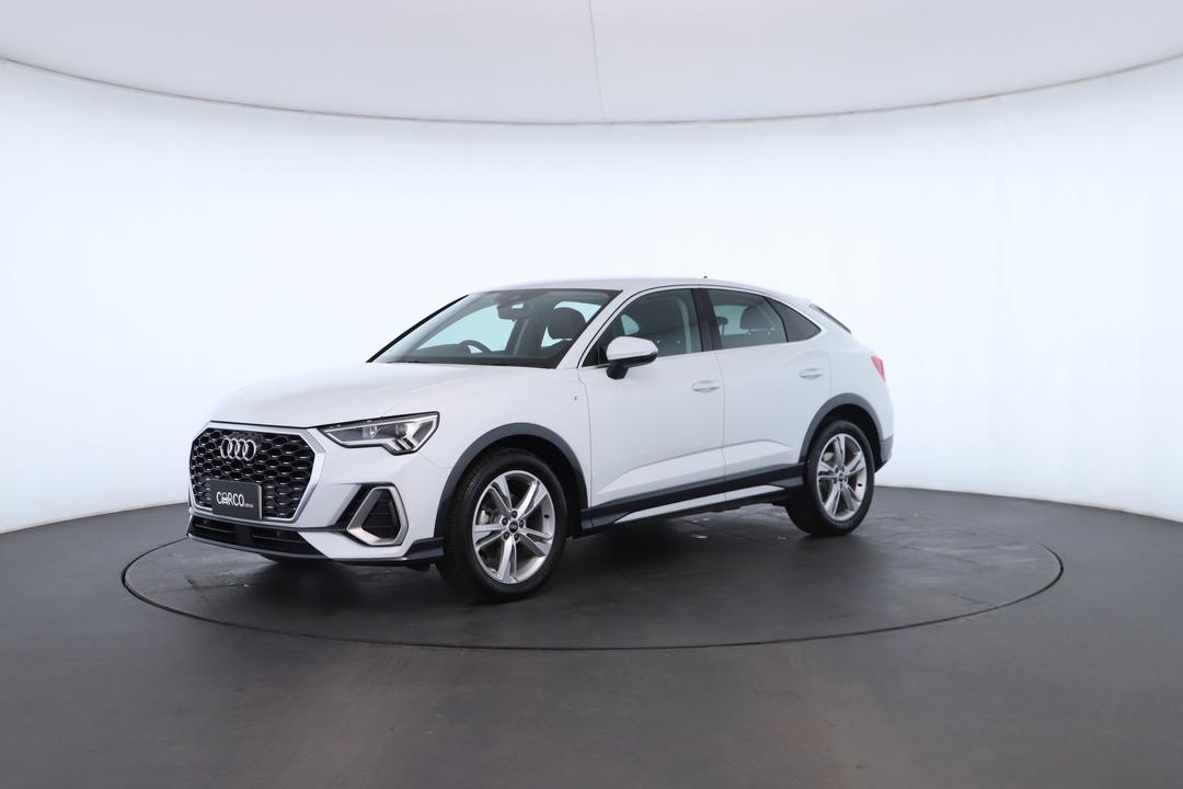 Exterior view frame 5