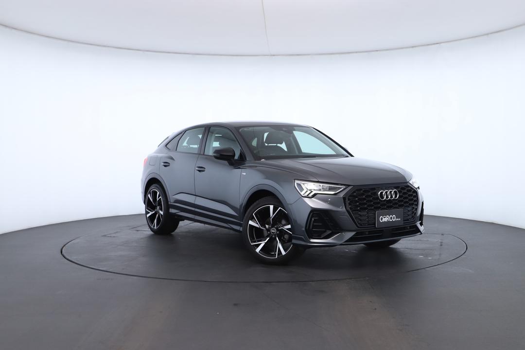 Exterior view frame 0