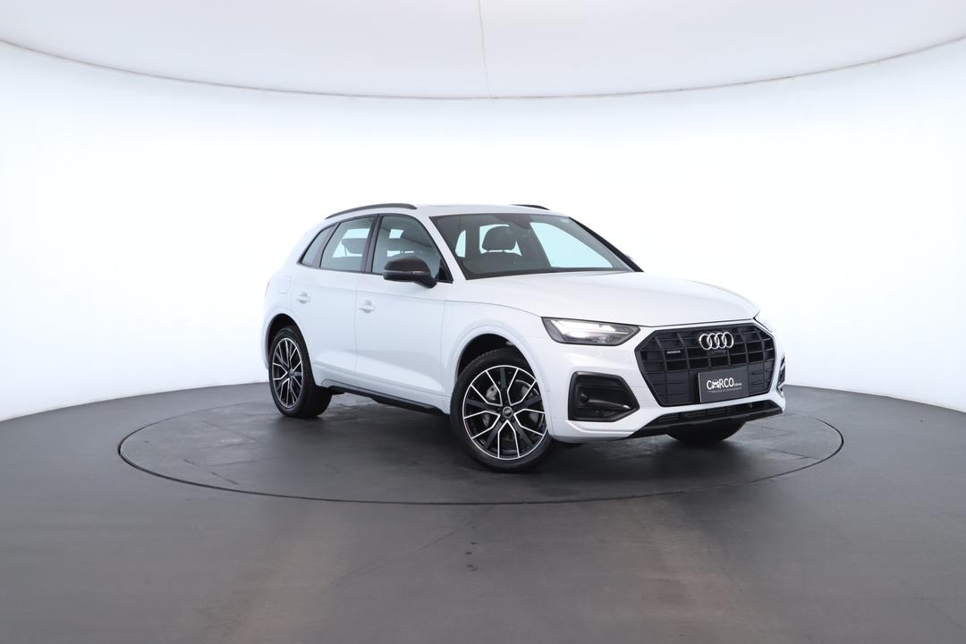 Exterior view frame 0