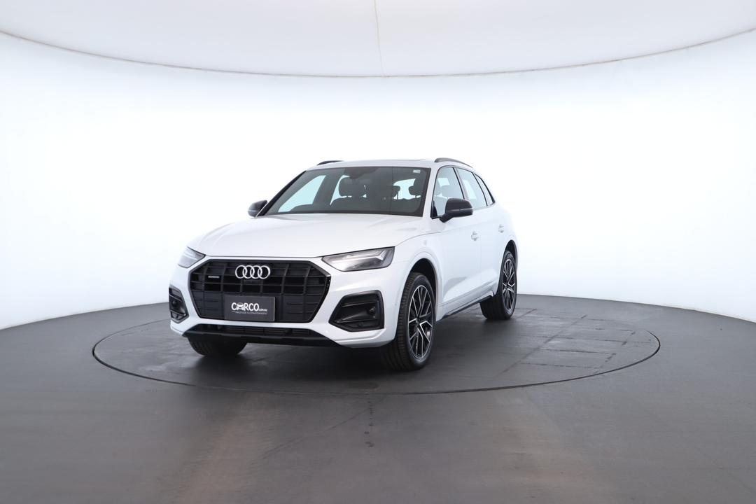 Exterior view frame 4