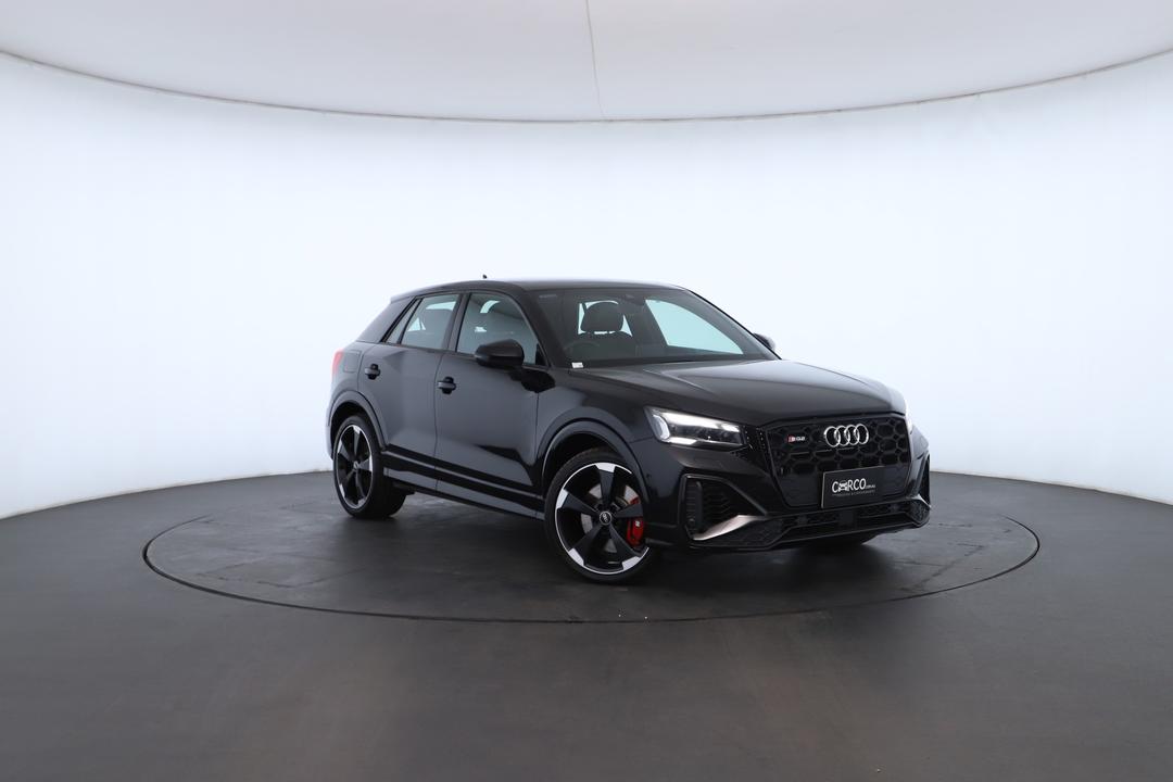 Exterior view frame 0