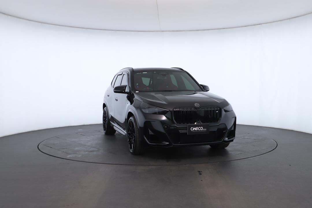 Exterior view frame 2