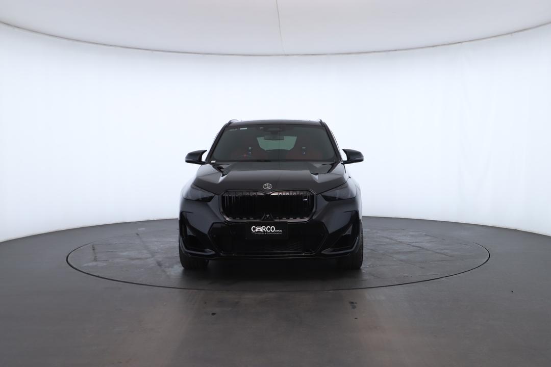 Exterior view frame 3