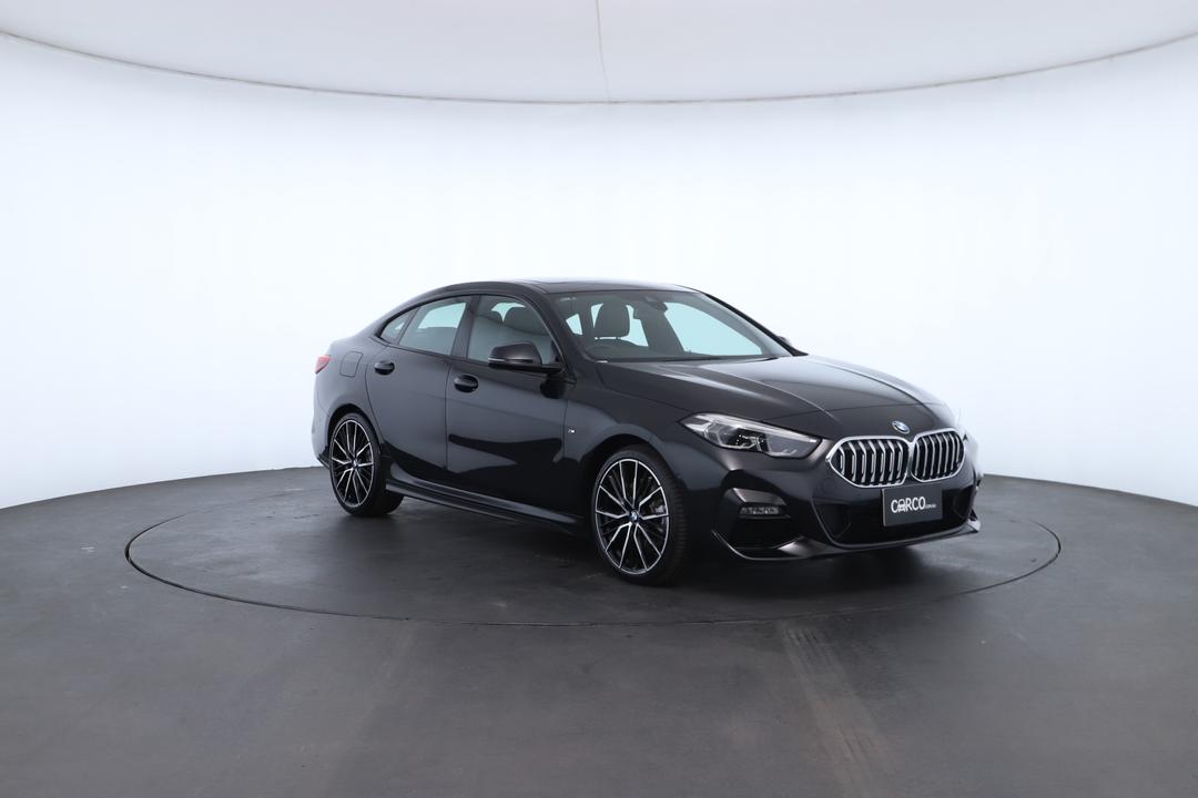 Exterior view frame 1