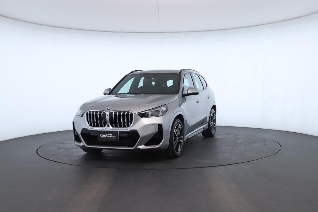 Exterior view frame 7