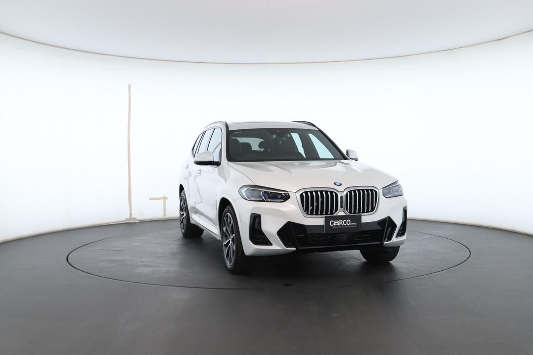 Exterior view frame 2