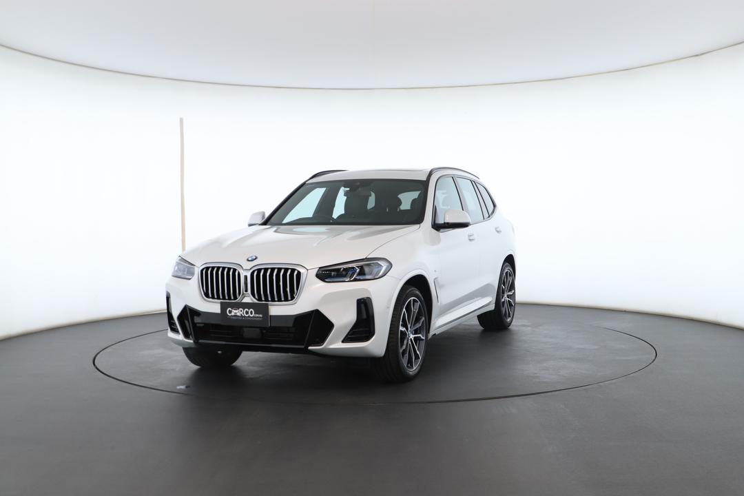 Exterior view frame 4