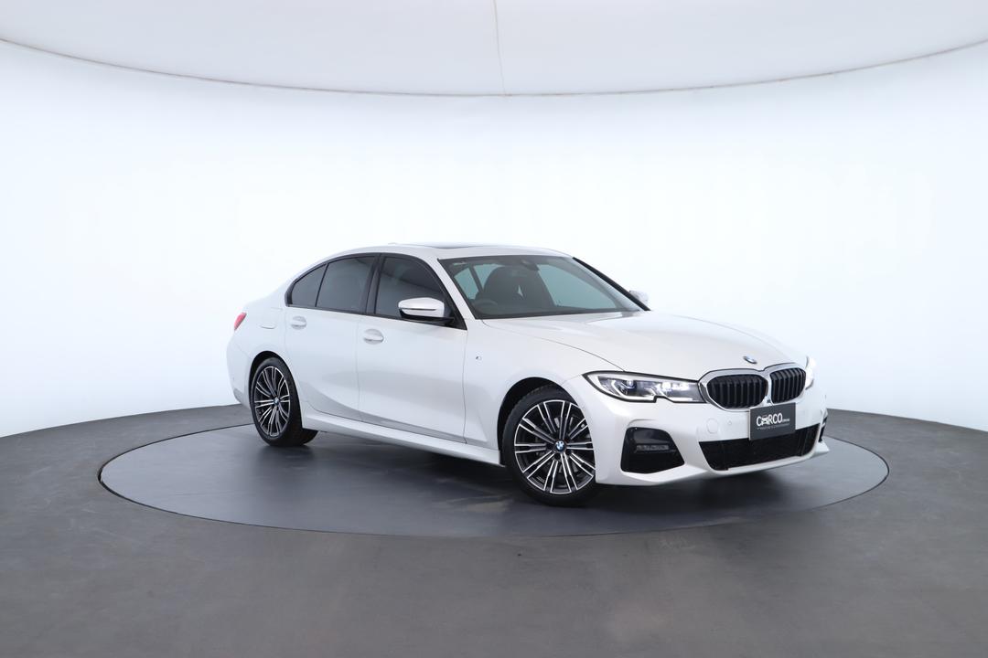 Exterior view frame 0