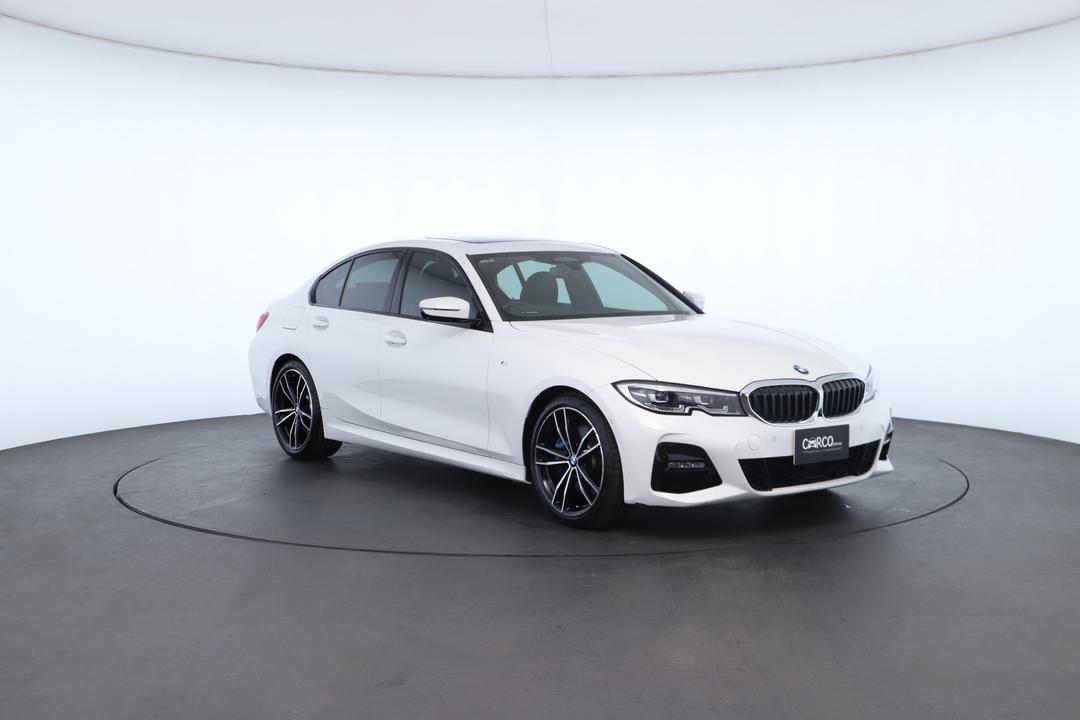 Exterior view frame 0