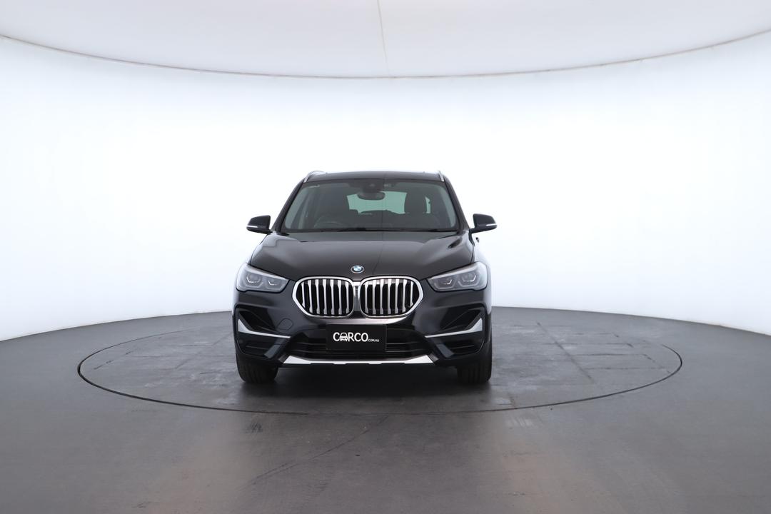 Exterior view frame 3