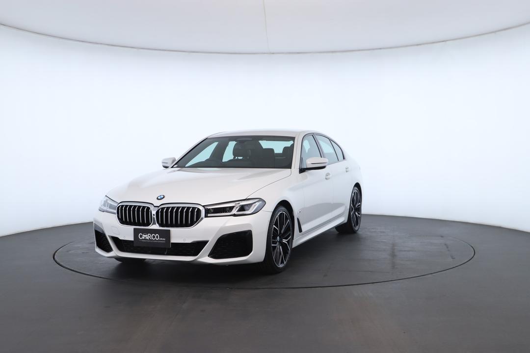 Exterior view frame 4