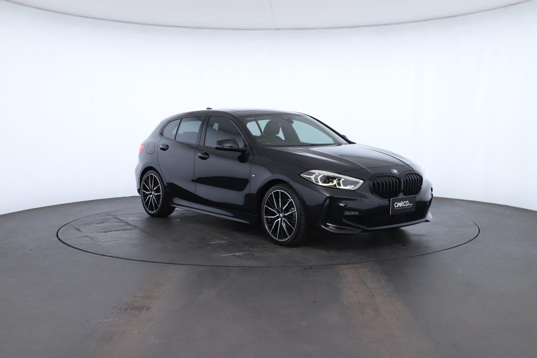 Exterior view frame 1